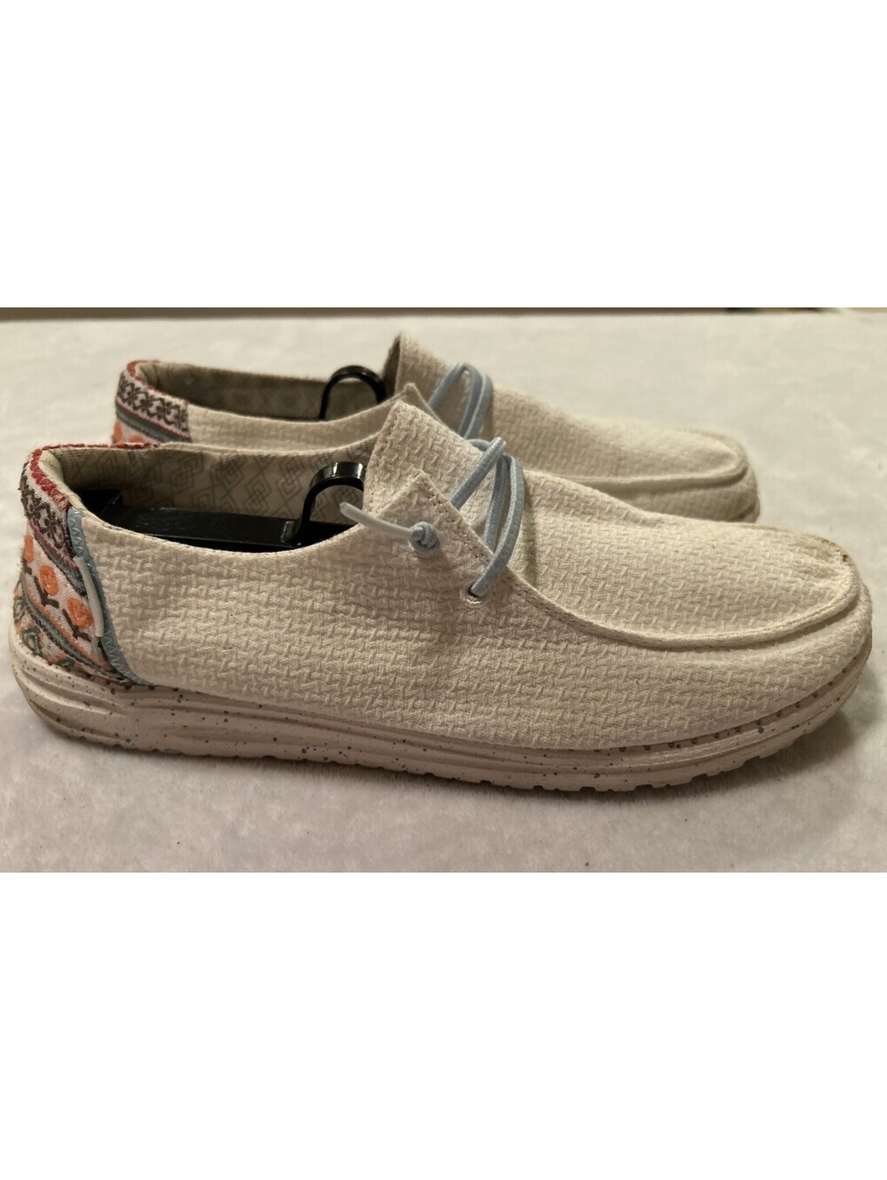 Hey Dude Shoes Women’s Size 11 Wendy Aztec Casual Comfort Sneakers White Fabric